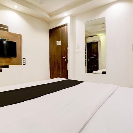 FabHotel Park Palace Mandvi Mumbai Bagian luar foto