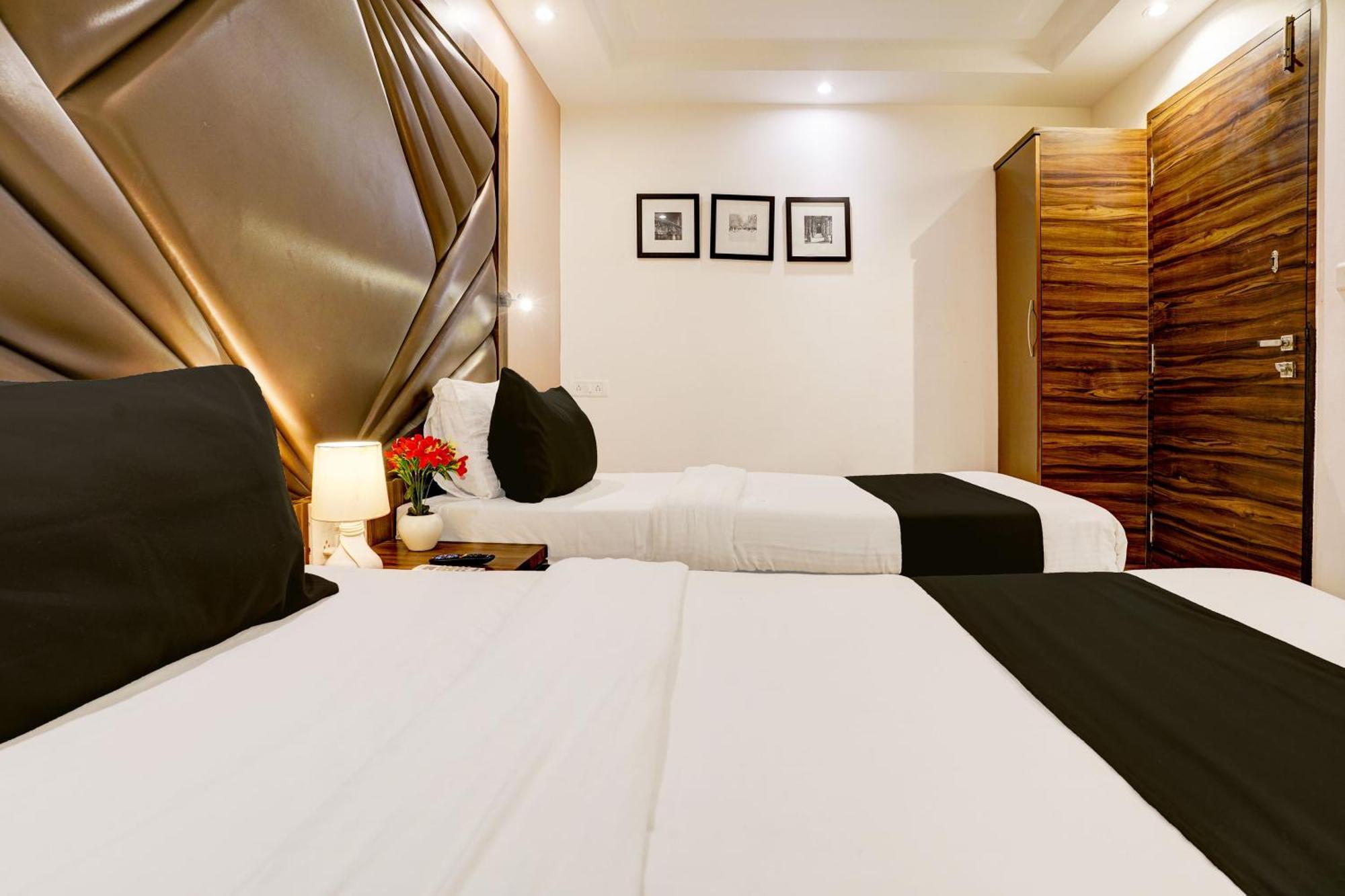 FabHotel Park Palace Mandvi Mumbai Bagian luar foto