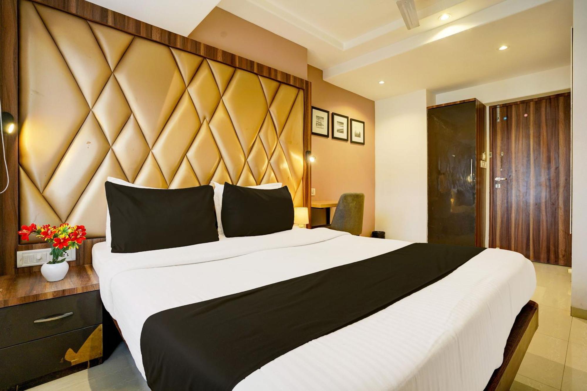FabHotel Park Palace Mandvi Mumbai Bagian luar foto