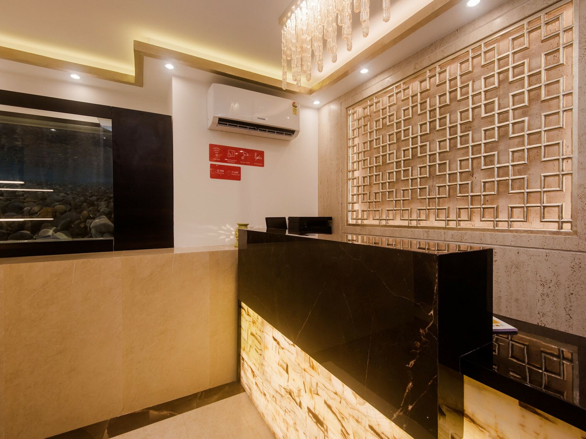 FabHotel Park Palace Mandvi Mumbai Bagian luar foto
